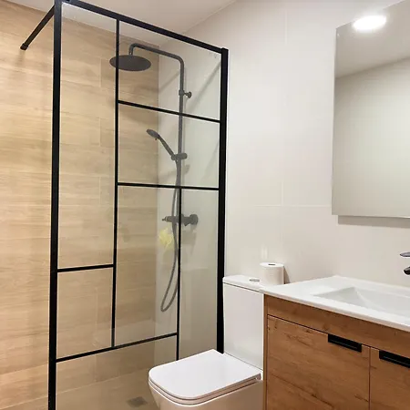 Stylish New Seaview With Pool 马尔韦利亚